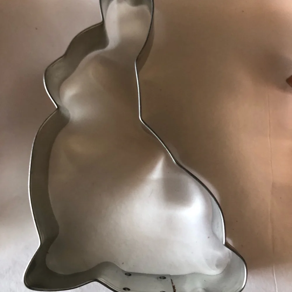 Easter NWT Williams Sonoma spatula and 3 cookie cutters